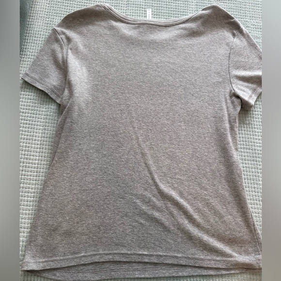 Fabletics T-Shirt - Picture 4 of 4